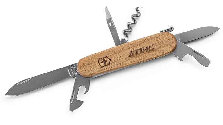 Швейцарско ножче с дървена дръжка